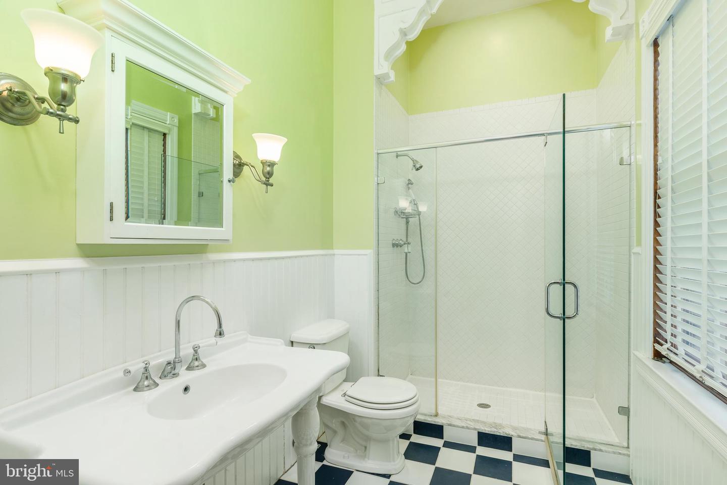 8101 Verree Rd Property Photo 46