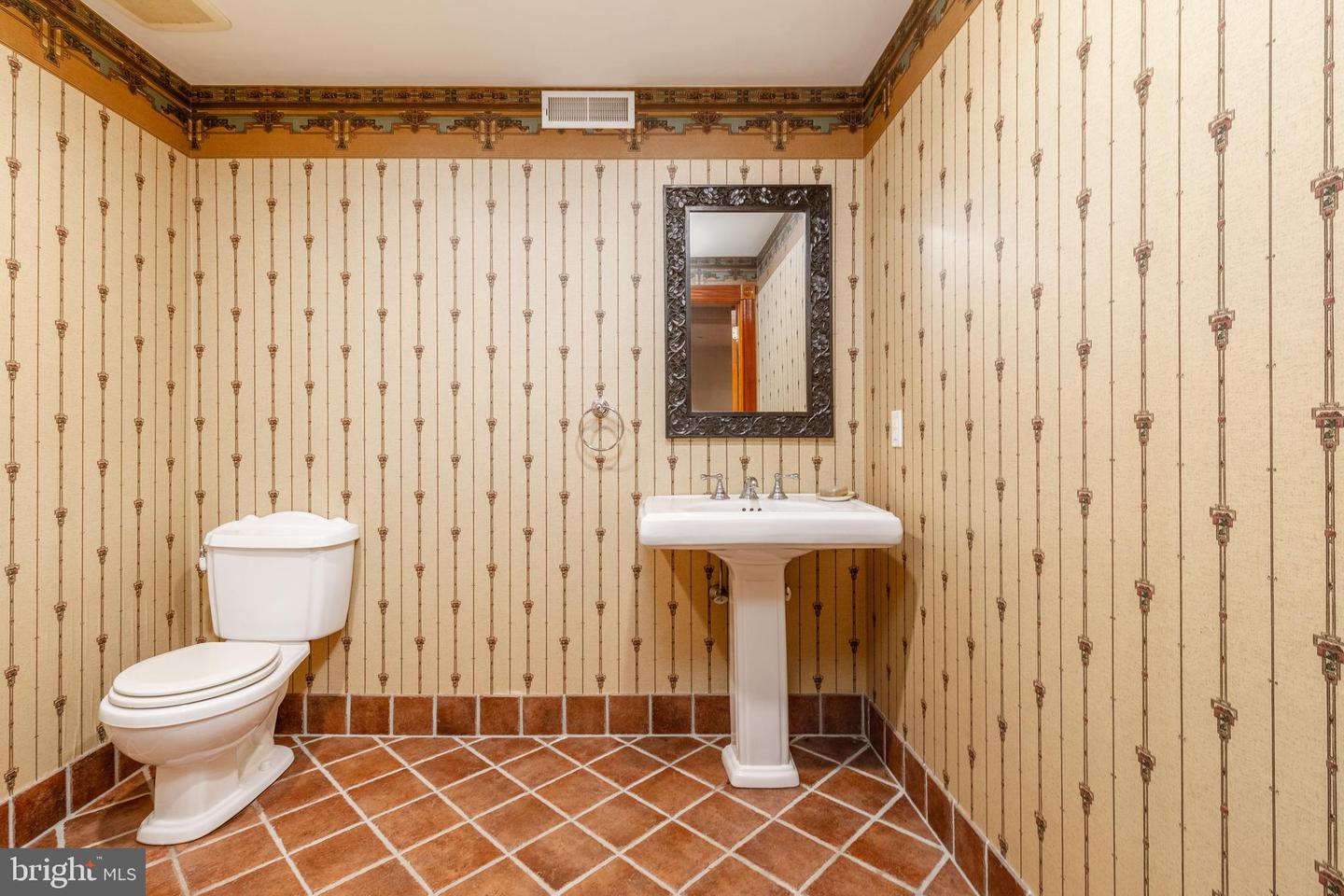 8101 Verree Rd Property Photo 60