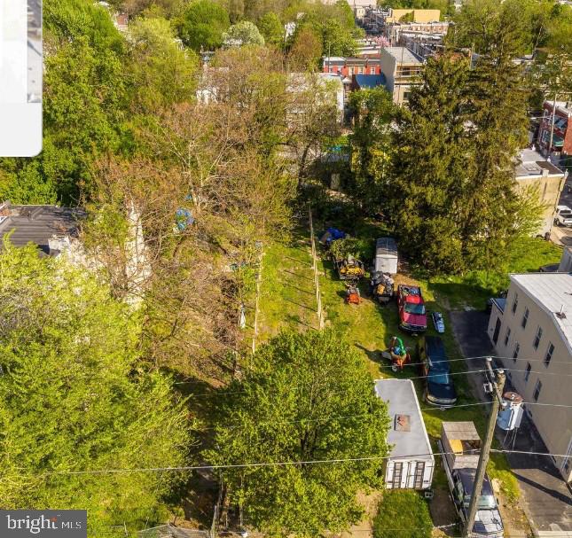 840 E Chelten Ave Property Photo 2