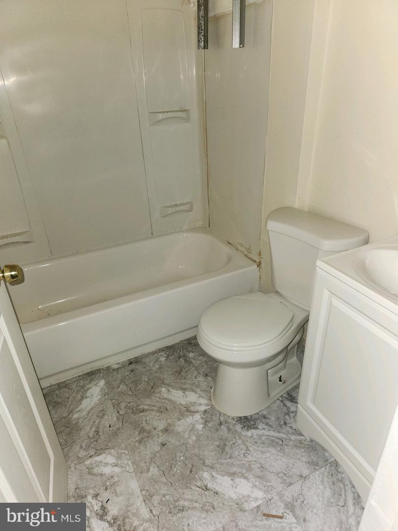 3110 Weymouth St Property Photo 11