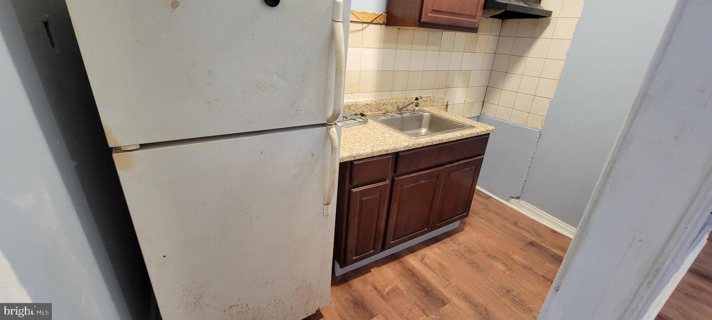 2838 Kensington Ave Property Photo 38