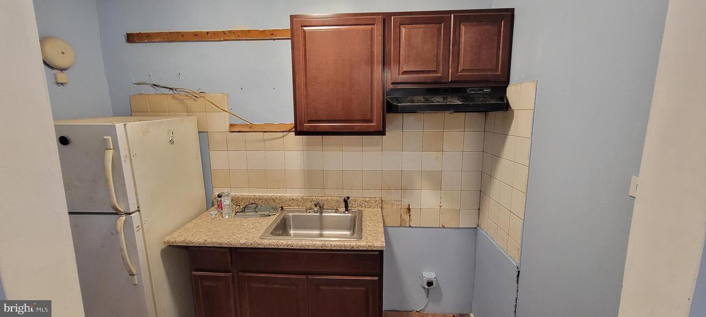 2838 Kensington Ave Property Photo 40