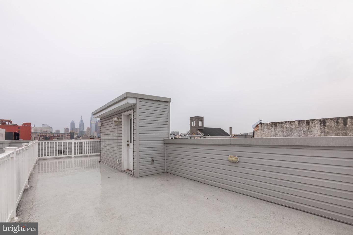 1419 Poplar St Property Photo 22