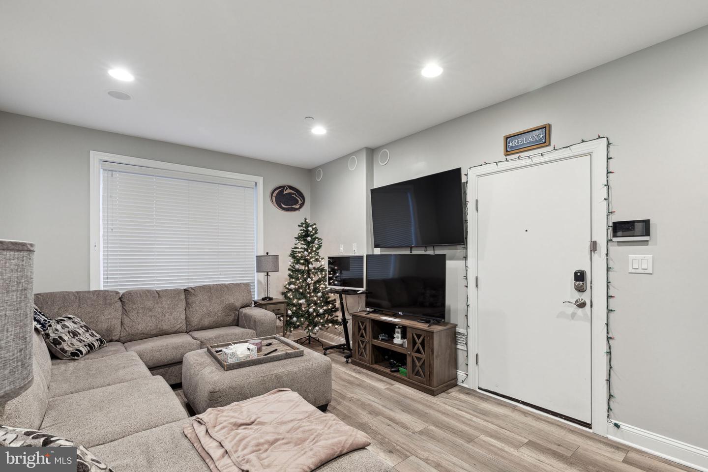 1419 Poplar St Property Photo 28