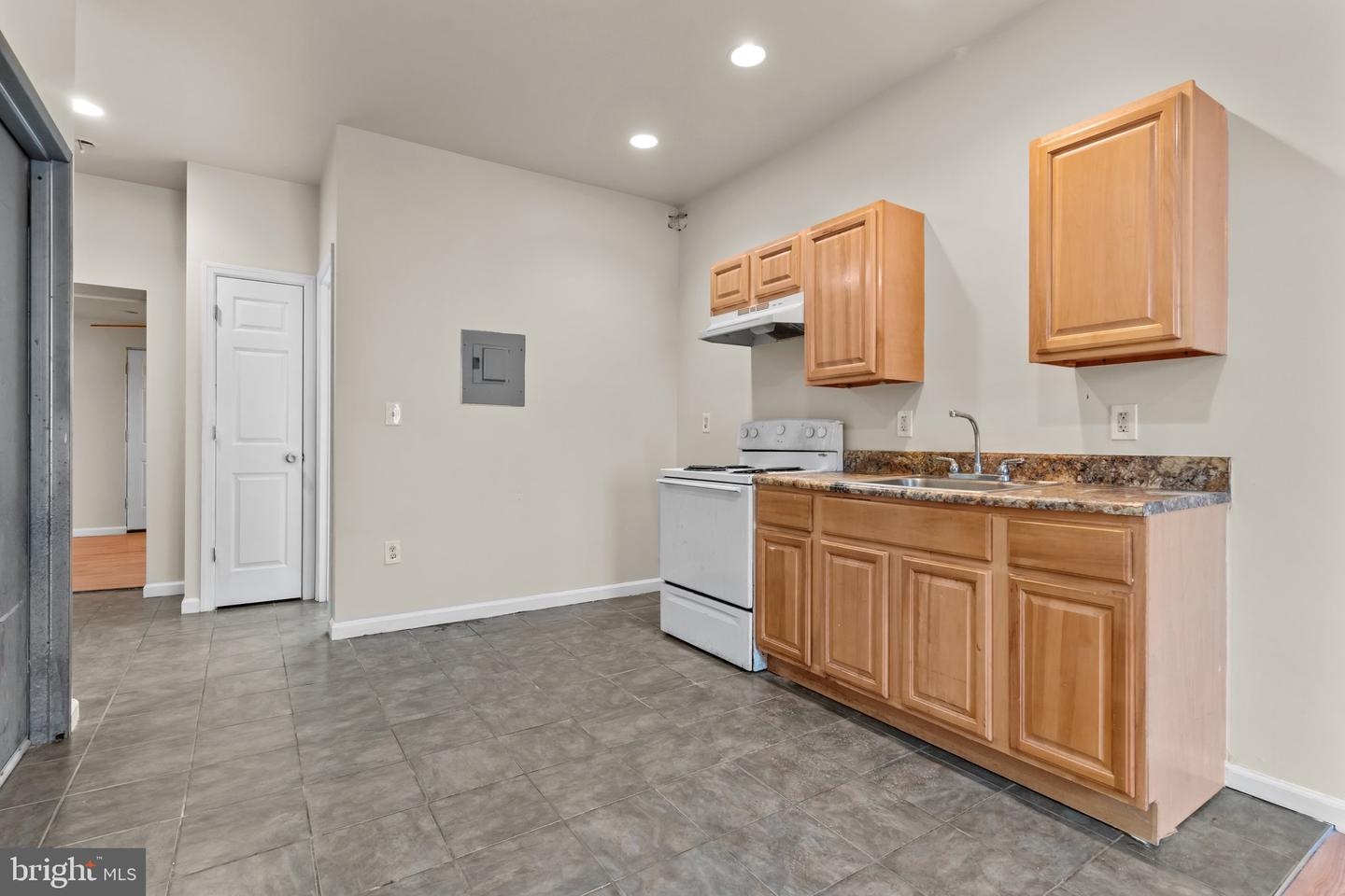 3555 Jasper St Property Photo 11