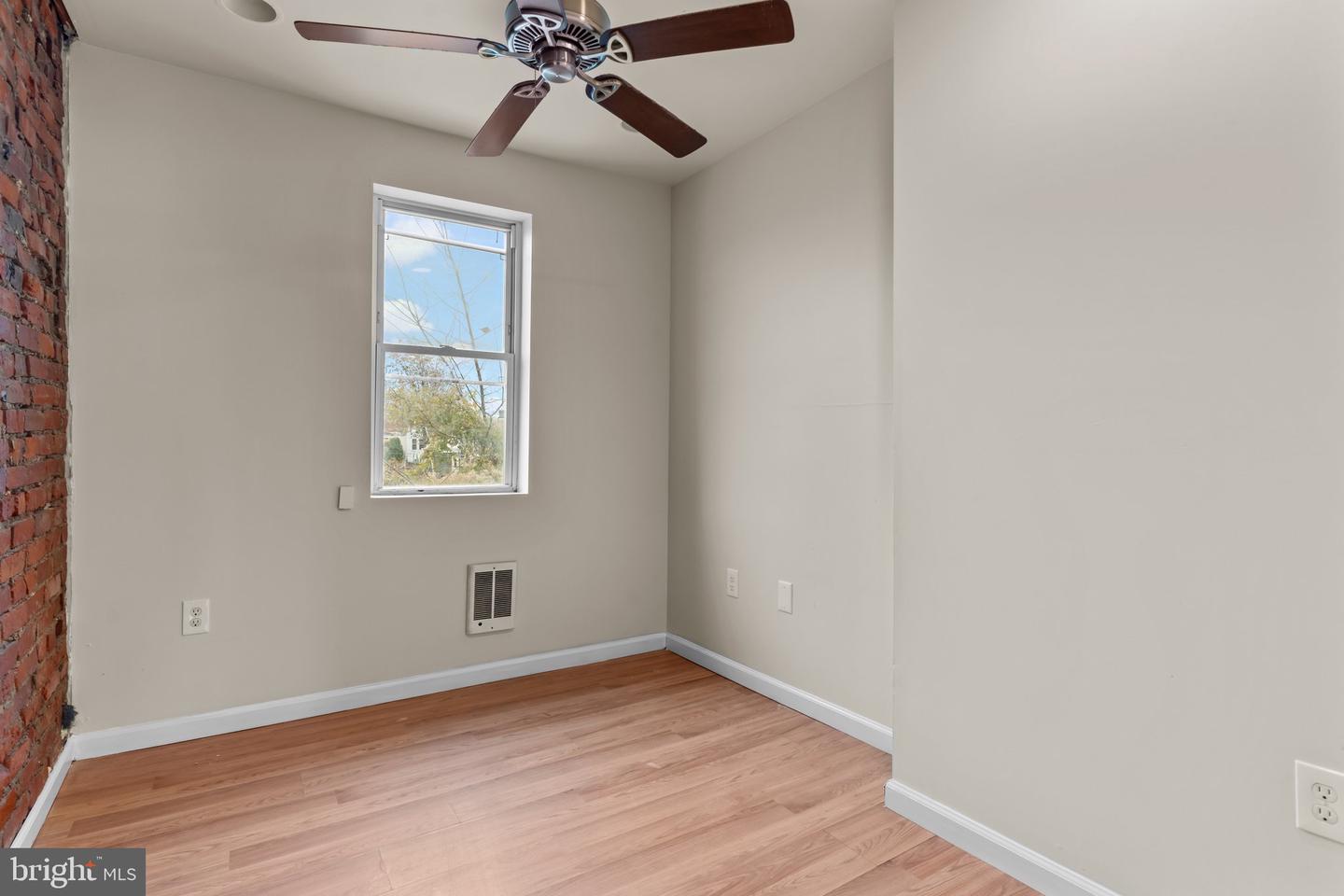 3555 Jasper St Property Photo 28