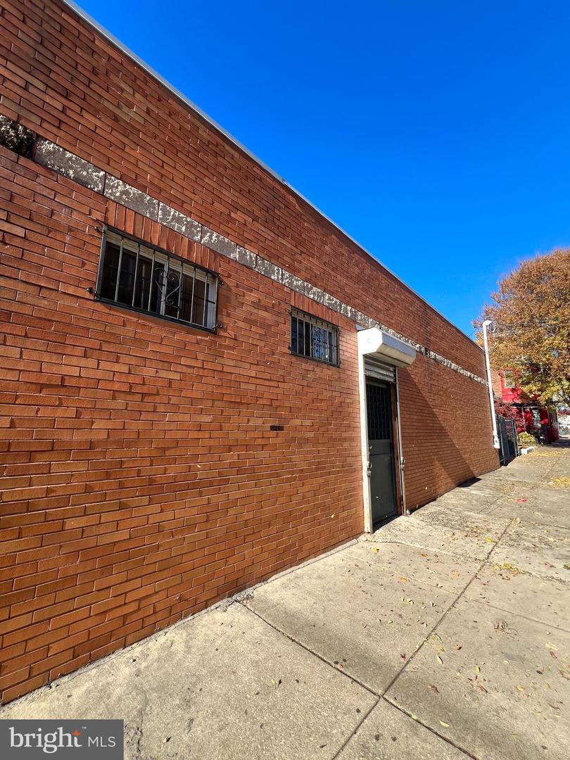5529-31 Lansdowne Ave Property Photo 101