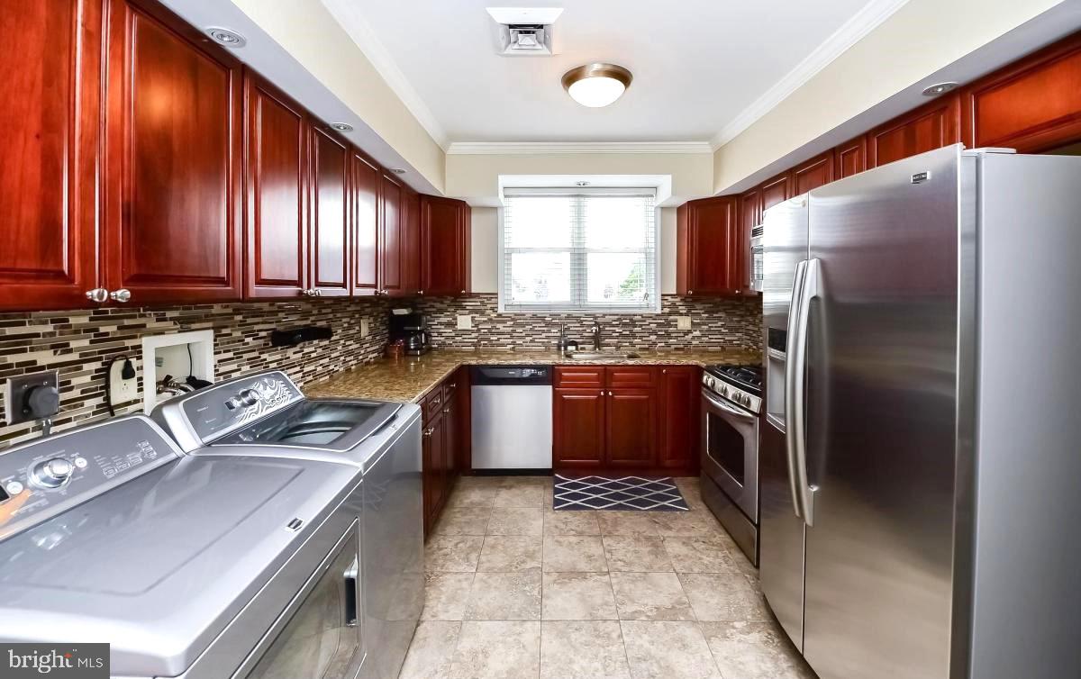 1135-43 S Broad St #2 Property Photo 6