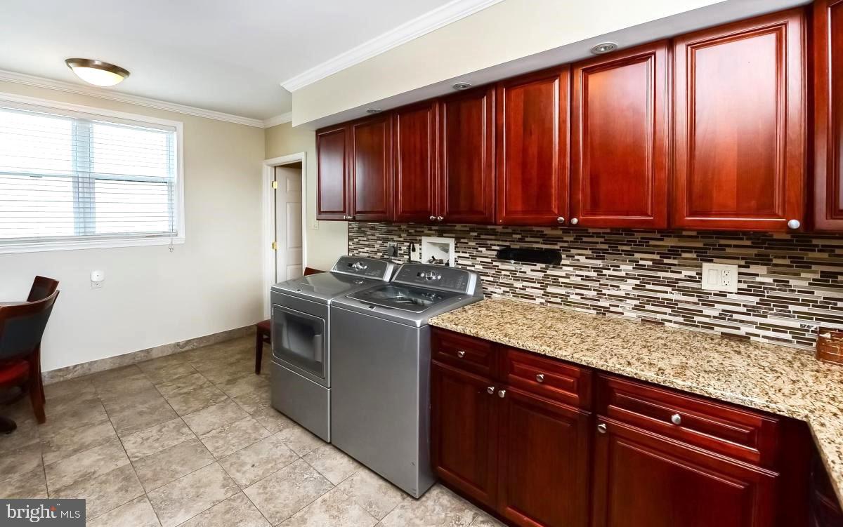 1135-43 S Broad St #2 Property Photo 8