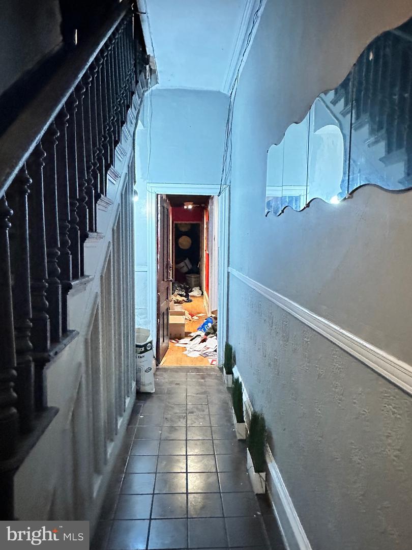 1902-04 W Tioga St Property Photo 20