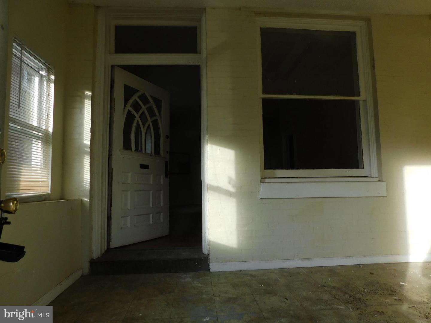 5035 Cedar Ave Property Photo 5