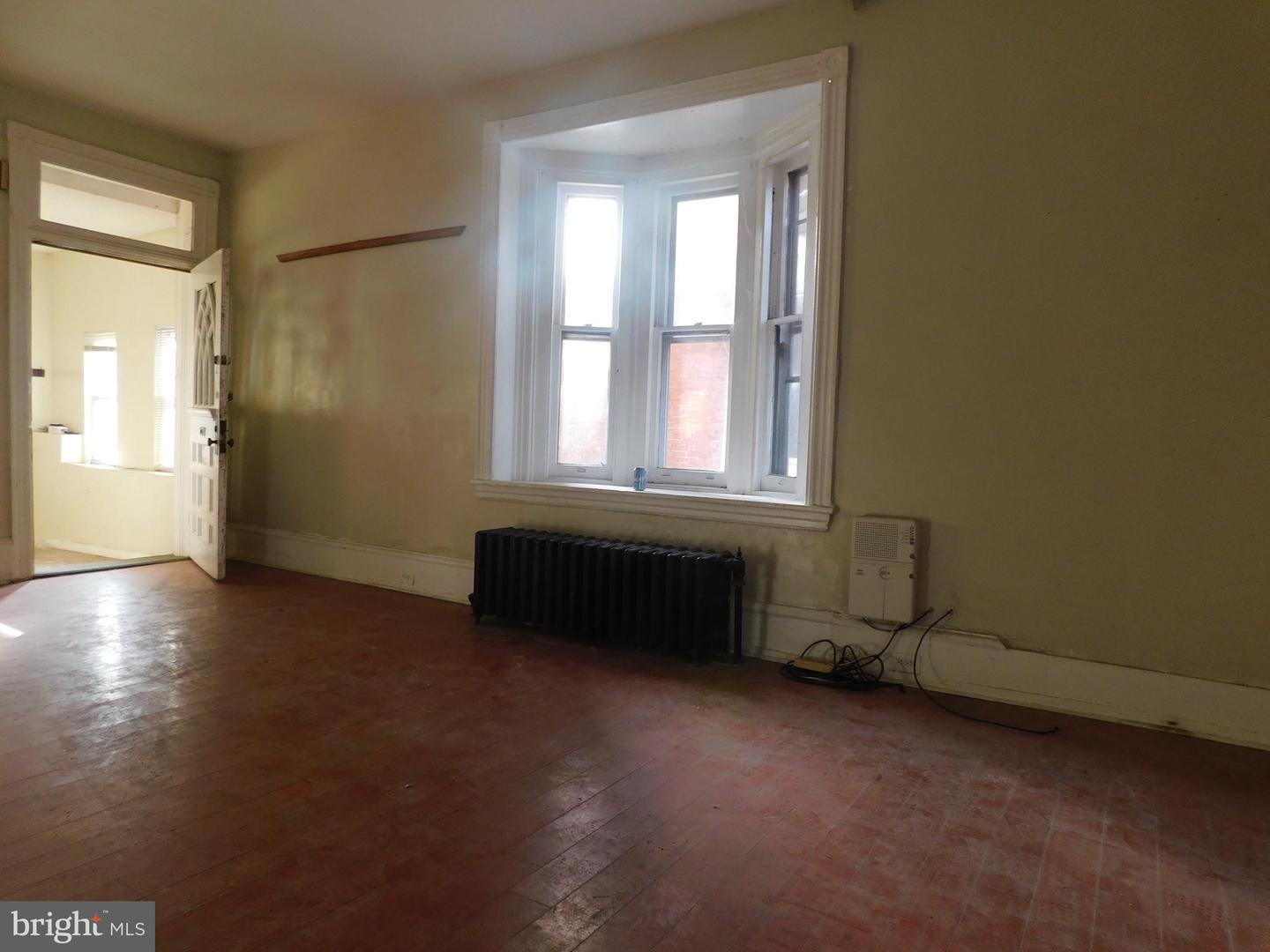 5035 Cedar Ave Property Photo 8