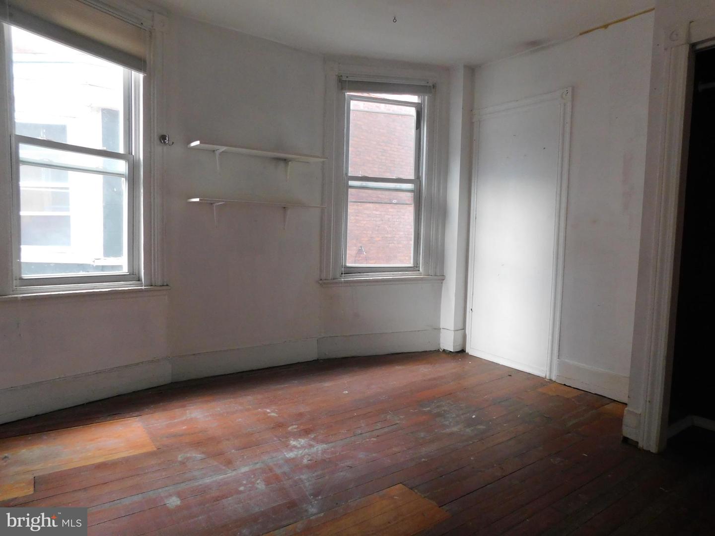 5035 Cedar Ave Property Photo 18