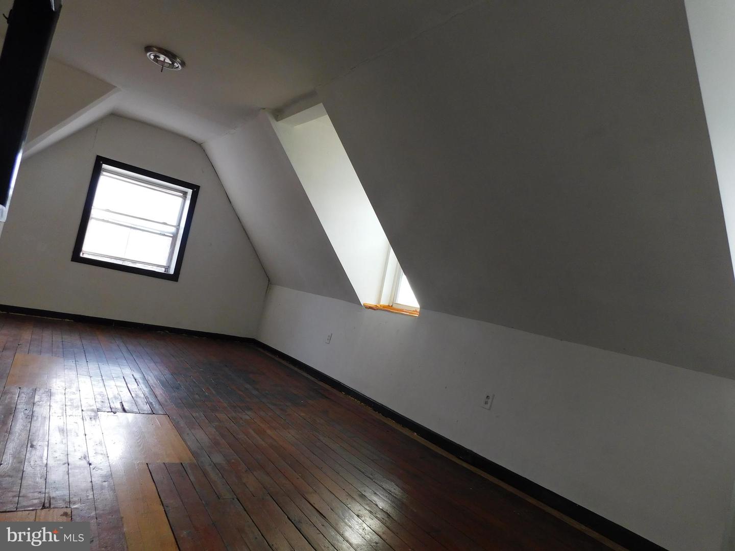 5035 Cedar Ave Property Photo 31