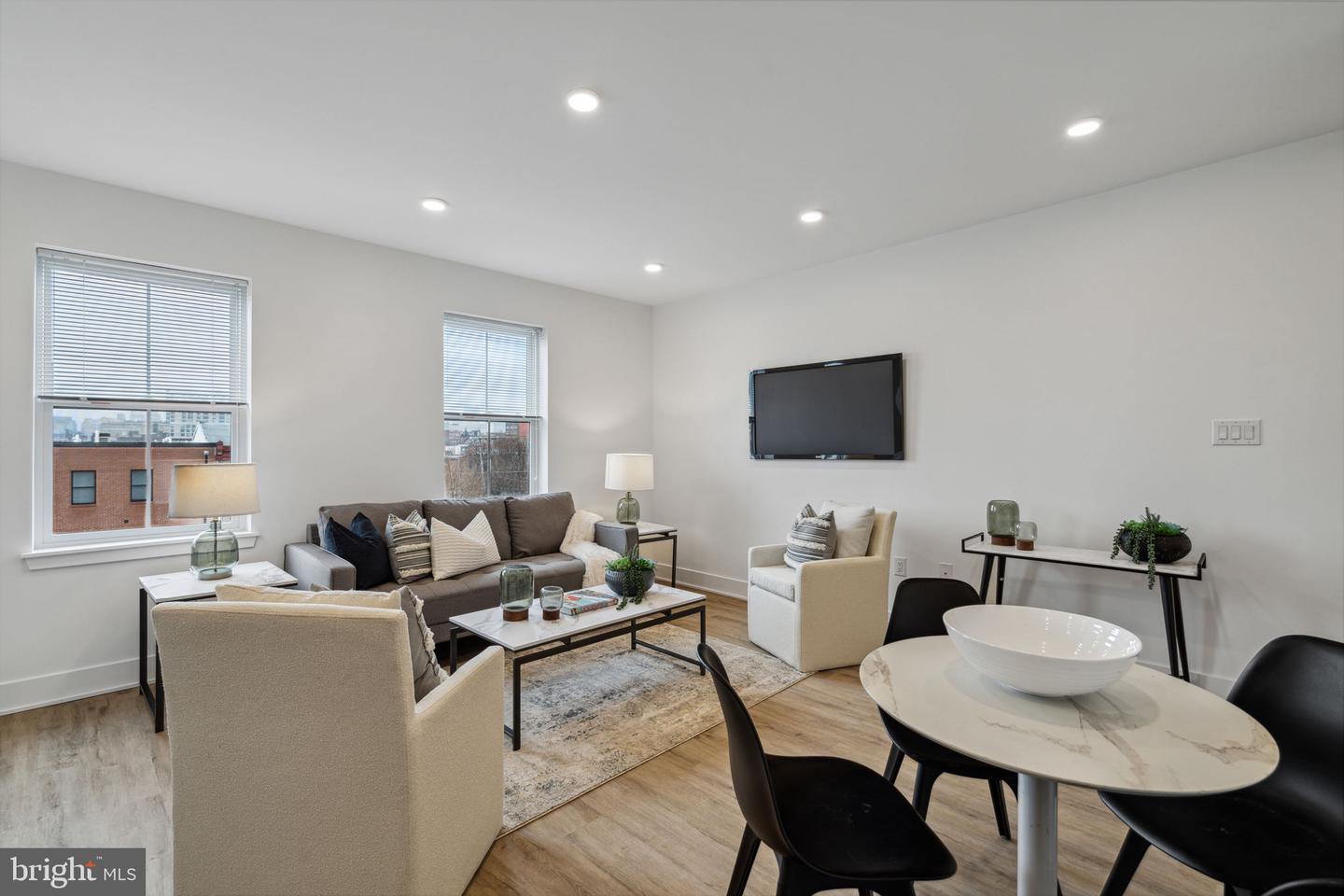 1201 W Girard Ave #one Bedroom Property Photo 6