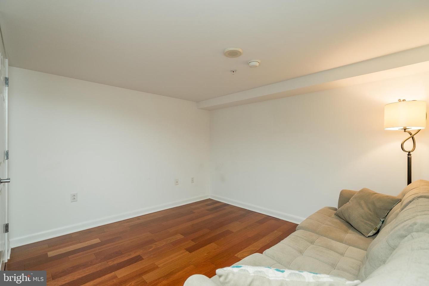 22 S Front St #305 Property Photo 10