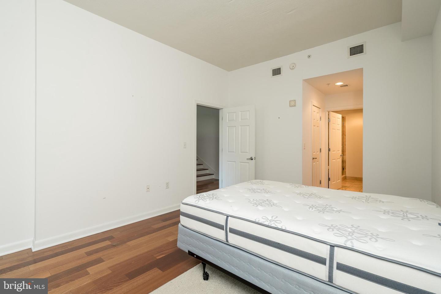 22 S Front St #305 Property Photo 17