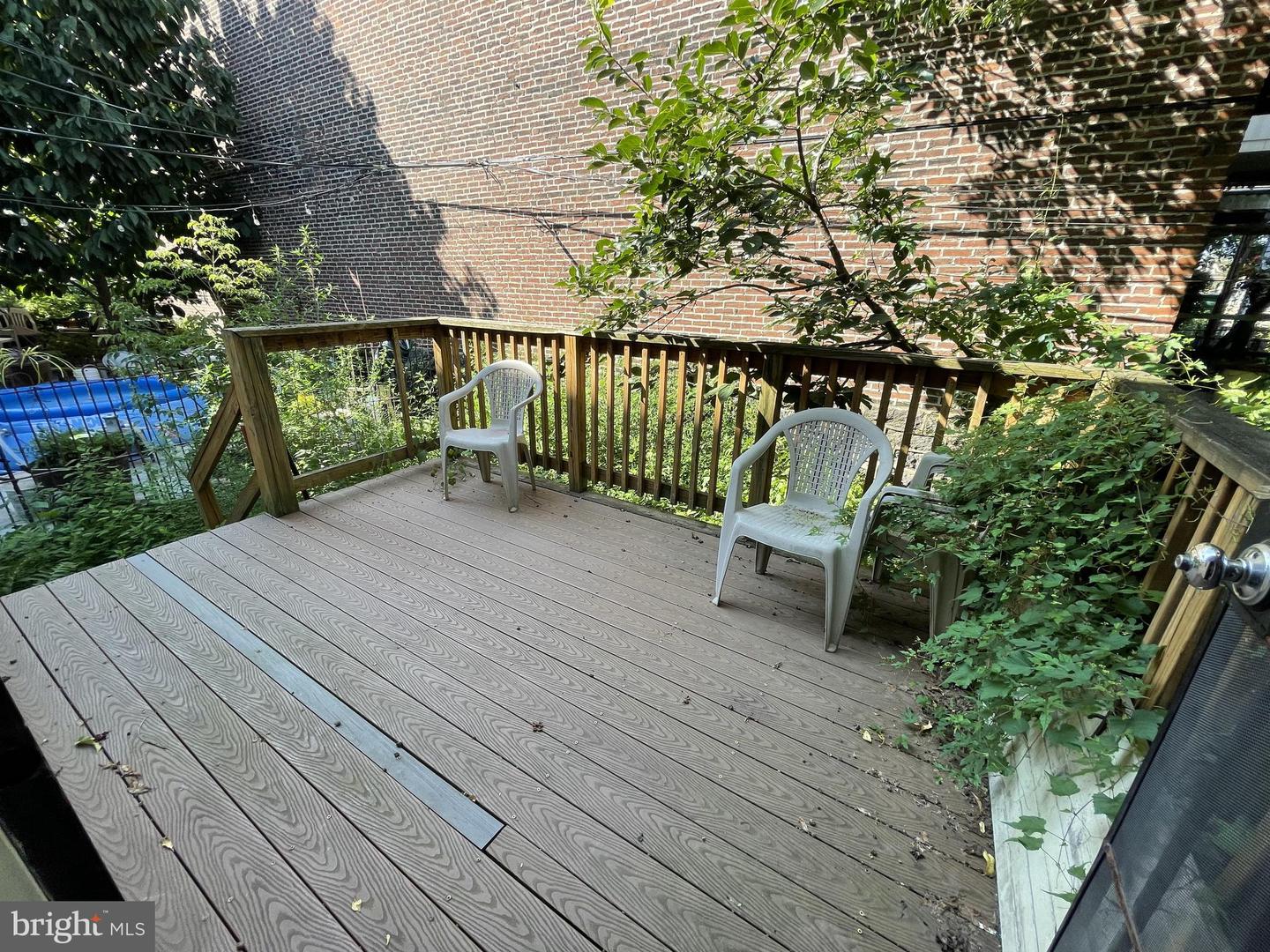 4333 Pine St Property Photo 14