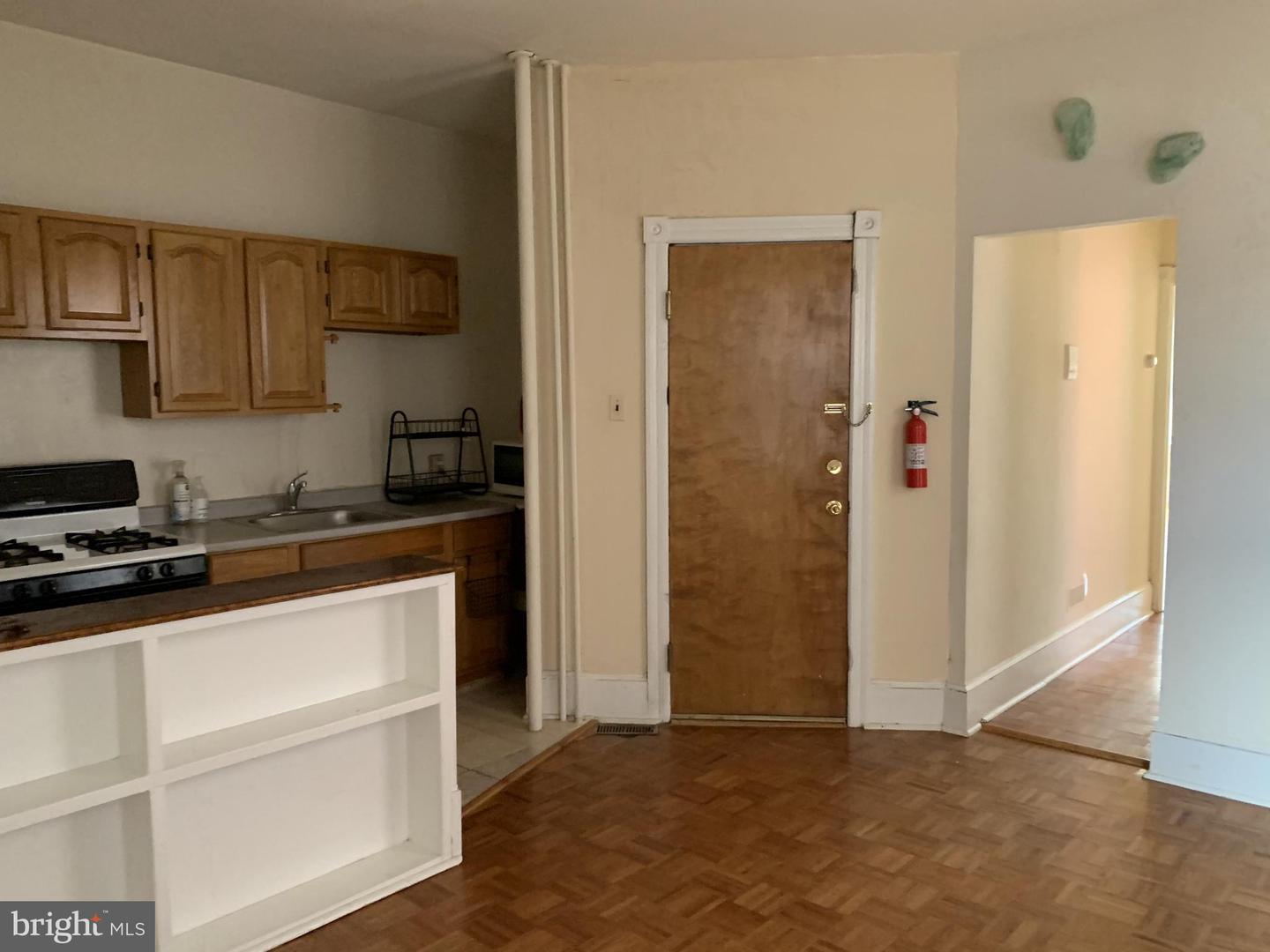 4333 Pine St Property Photo 19
