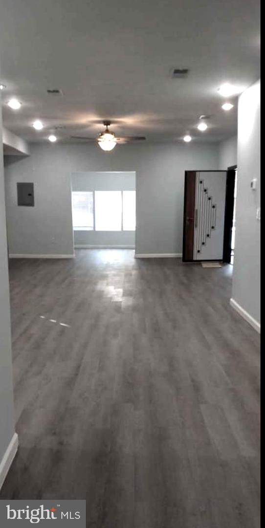 5710 Ashland Ave Property Photo 3