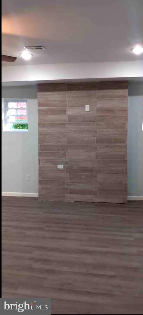 5710 Ashland Ave Property Photo 5