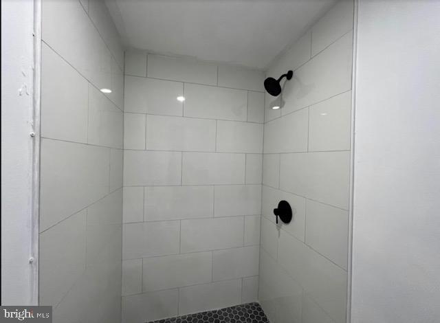 5710 Ashland Ave Property Photo 12
