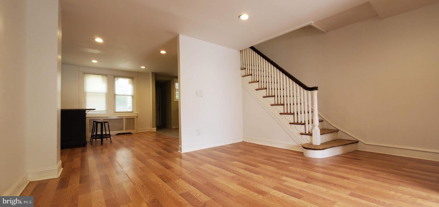 2027 Widener Pl Property Photo 4