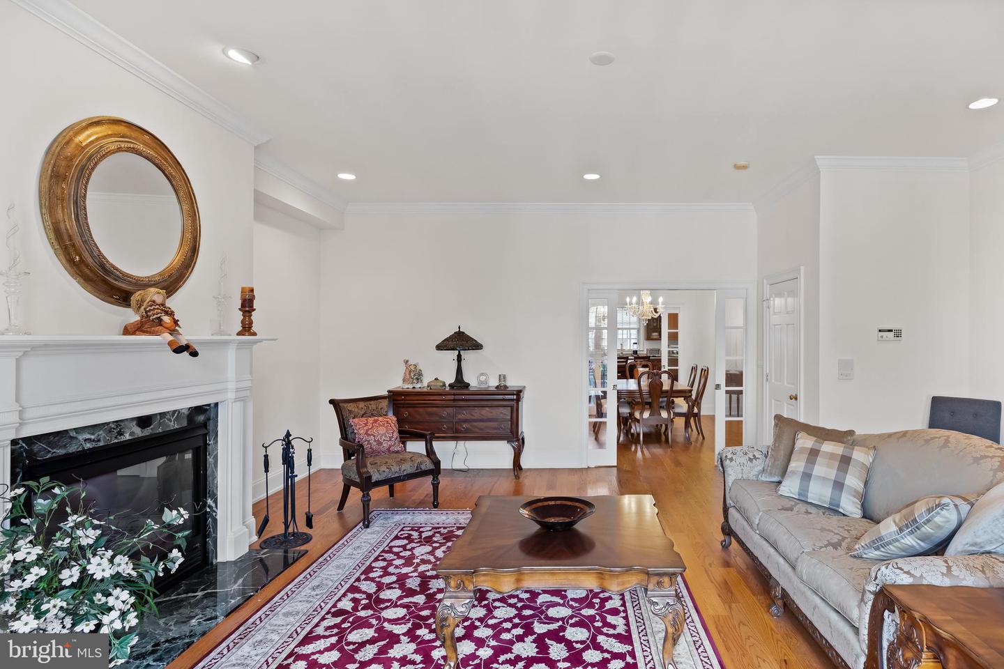 124 Bainbridge St Property Photo 14