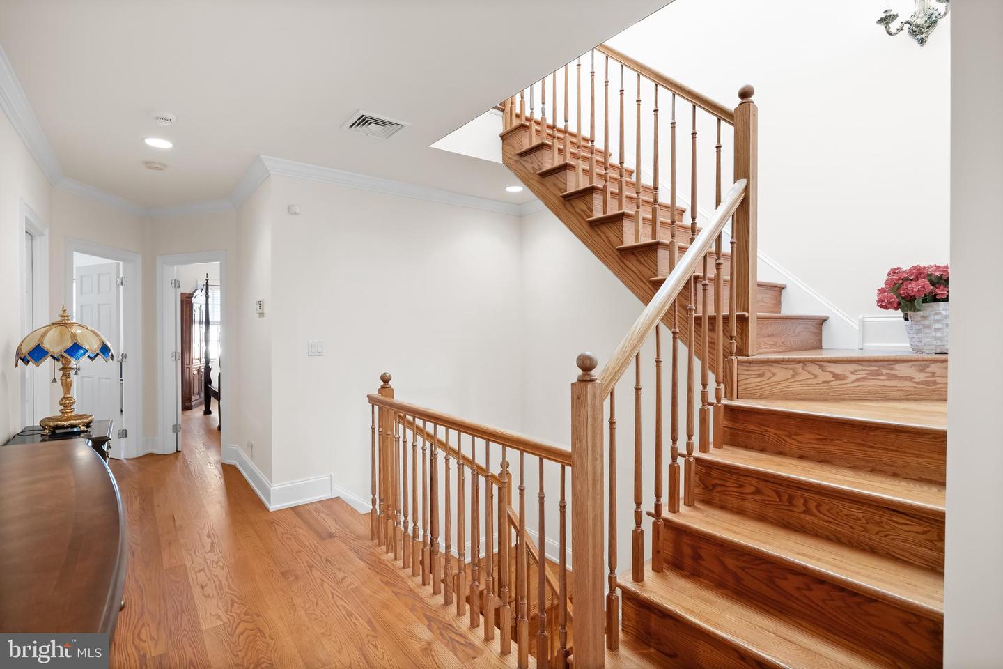 124 Bainbridge St Property Photo 33