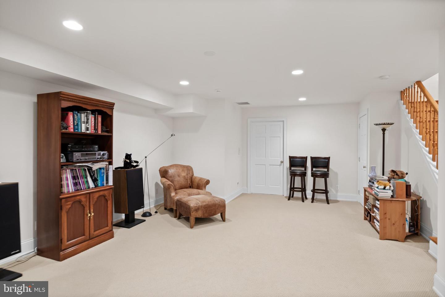 124 Bainbridge St Property Photo 44
