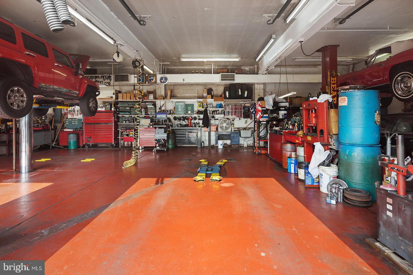 5900 Ogontz Ave Property Photo 11