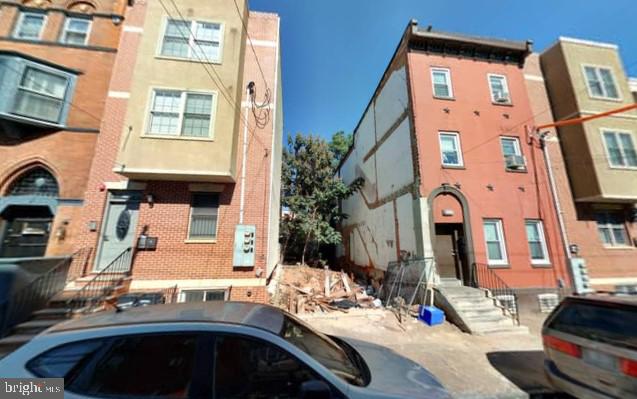 1413 W Jefferson St Property Photo 1