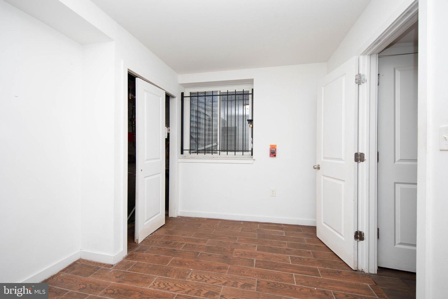 1702 Cecil B Moore Ave Property Photo 3