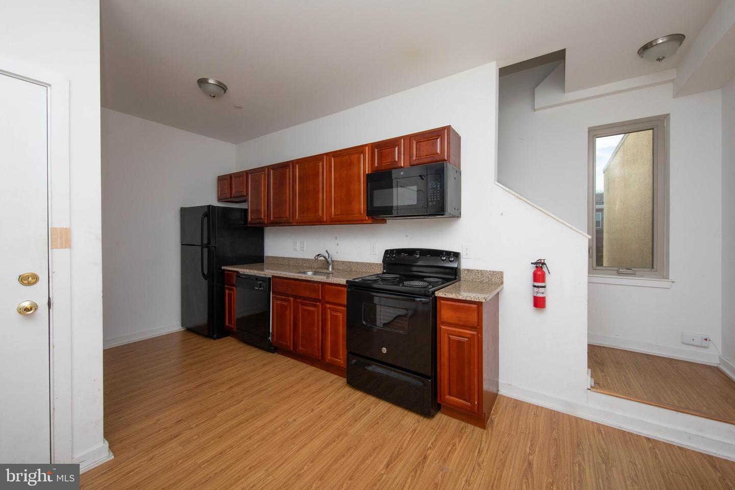 1702 Cecil B Moore Ave Property Photo 26