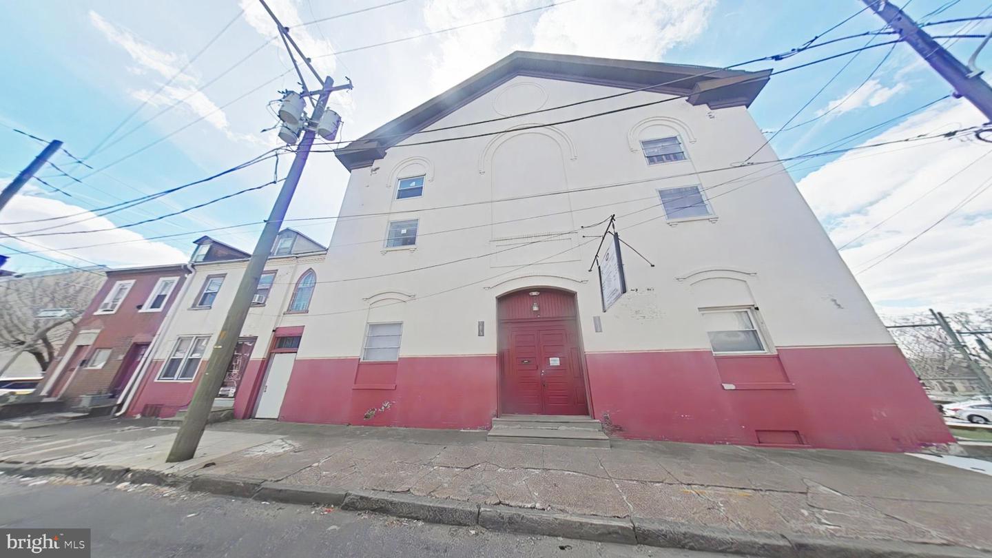 1618-20 Womrath St Property Photo 1