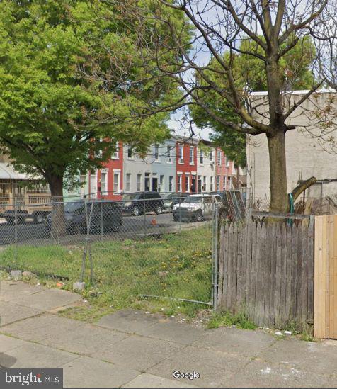 329 W INDIANA AVE Property Photo 1