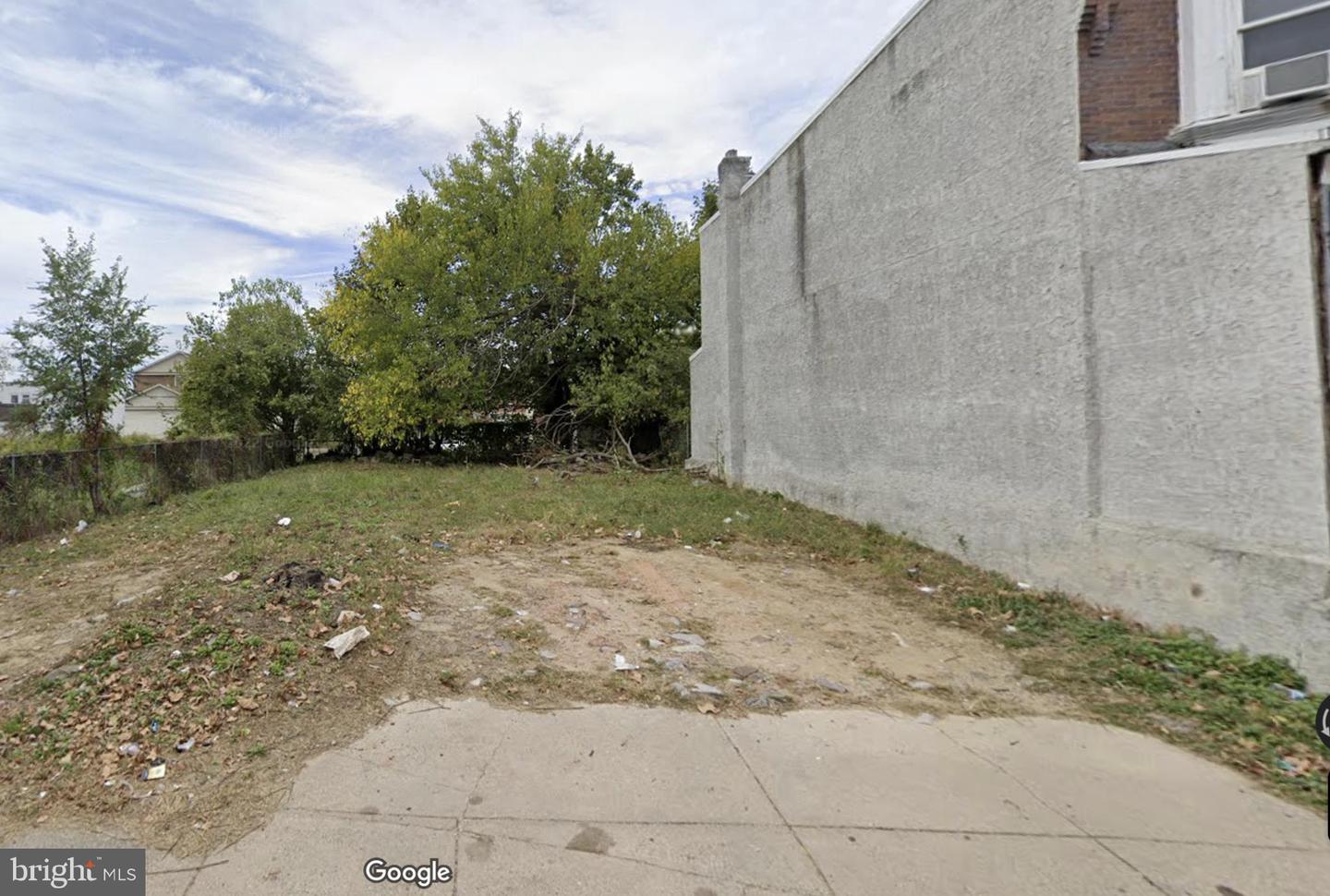 6923 Saybrook Ave Property Photo 1