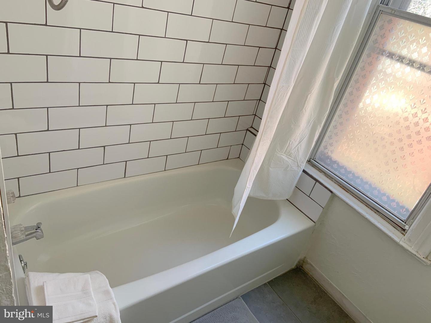 4913 Warrington Ave #2 Property Photo 10