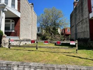 4611 N Camac St Property Photo 3