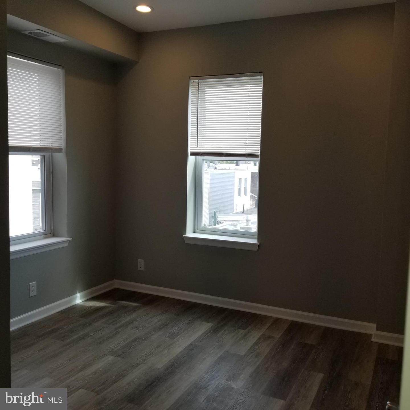 1112 Mifflin St #3 Property Photo 11