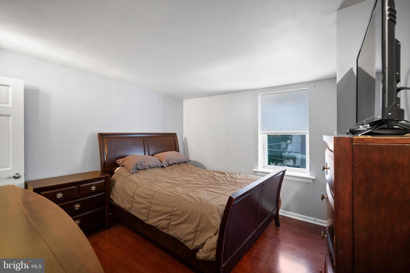 1704 Webster St Property Photo 17