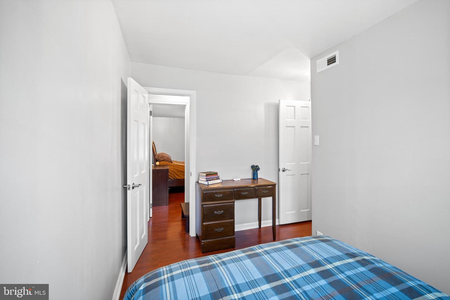 1704 Webster St Property Photo 22