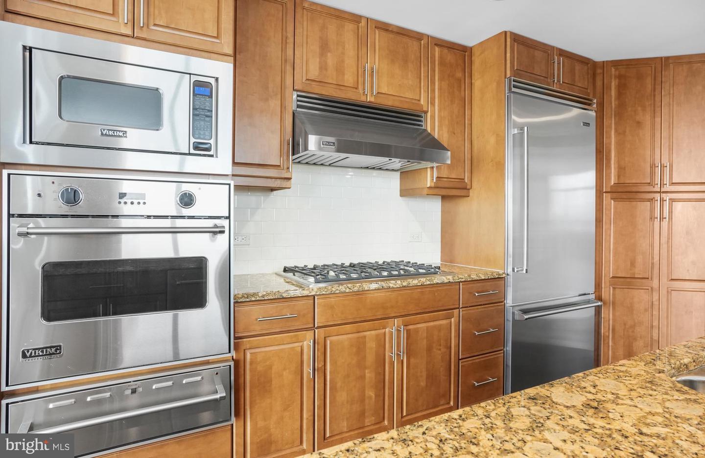 440 S Broad St #1808 Property Photo 15