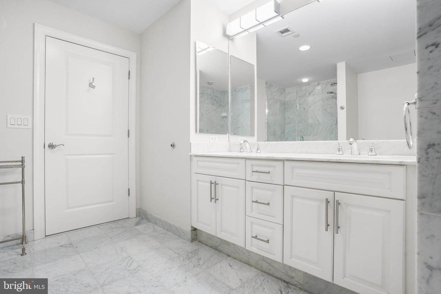 440 S Broad St #1808 Property Photo 30