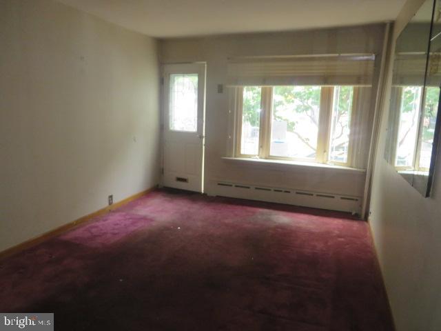 747 Clymer St Property Photo 3