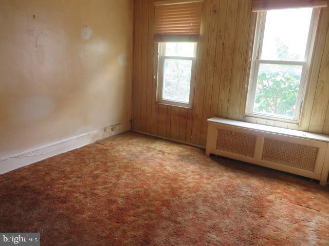 747 Clymer St Property Photo 7
