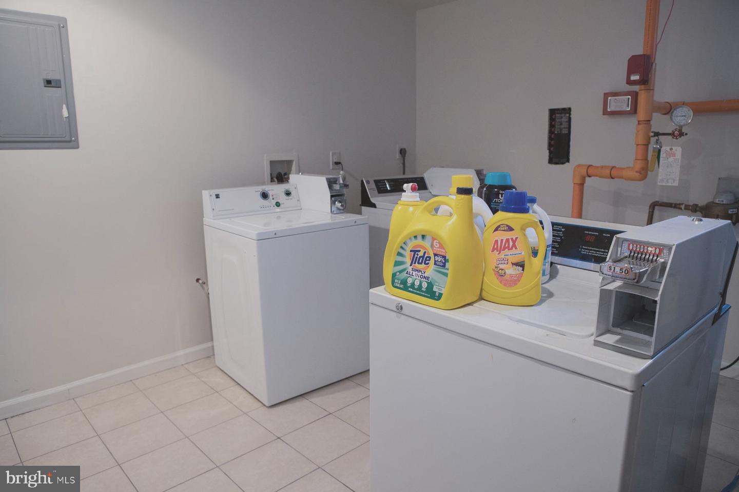 1811 N Gratz St #1st Fl Property Photo 17