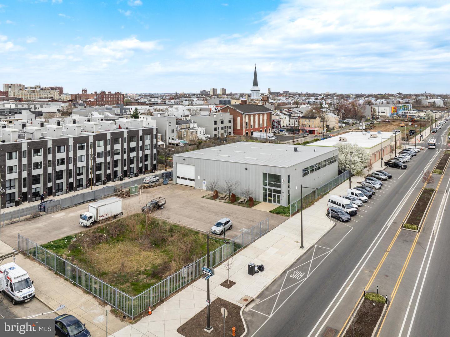 1600-24 N American St Property Photo 4