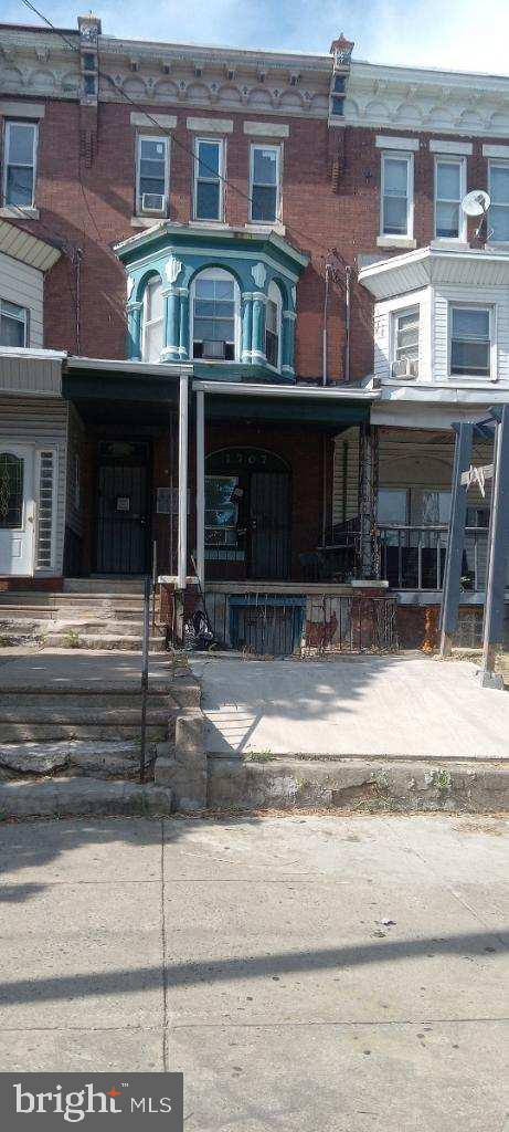 1707 W ERIE AVE Property Photo 1