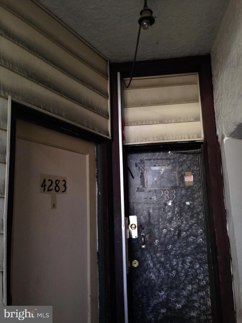 4283 Frankford Ave Property Photo 3